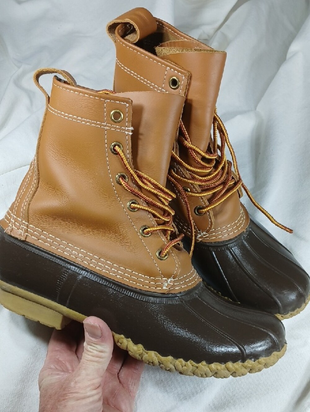 Womens L.L. Bean Tan Leather and Black Rubber Outsole Boots - Picture 3 of 12